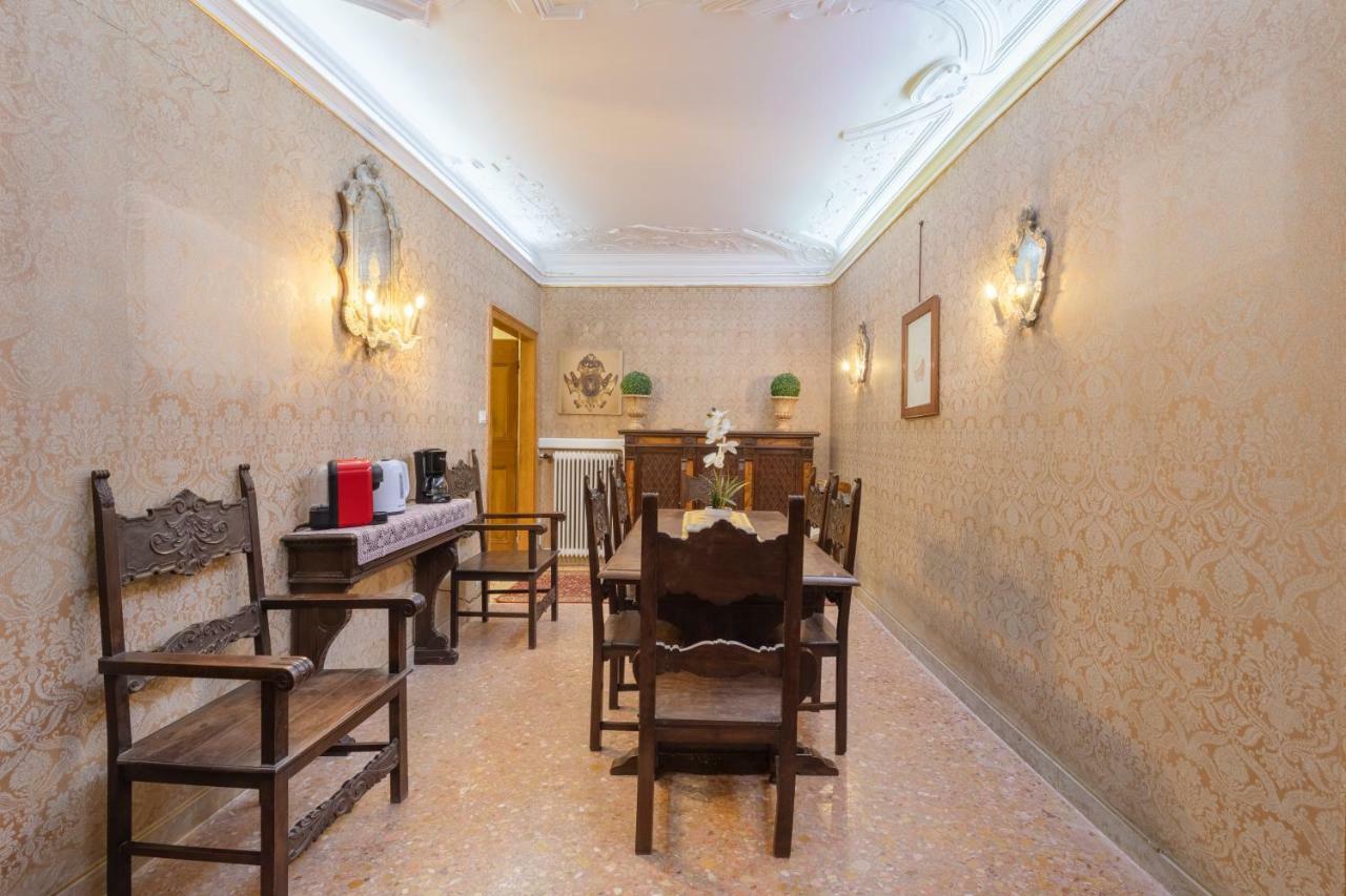 Mezzo Pozzo Hotel Veneza