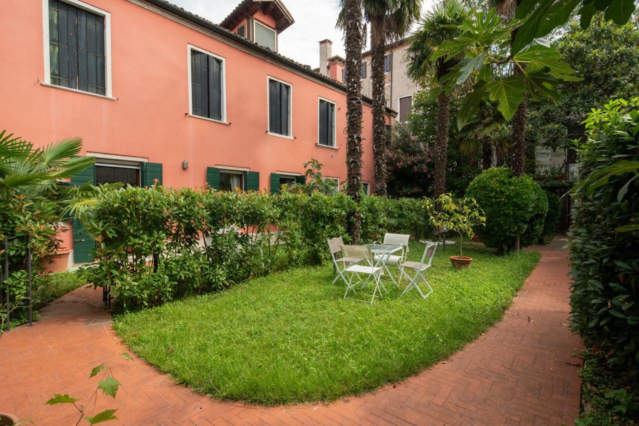Garden * Venice