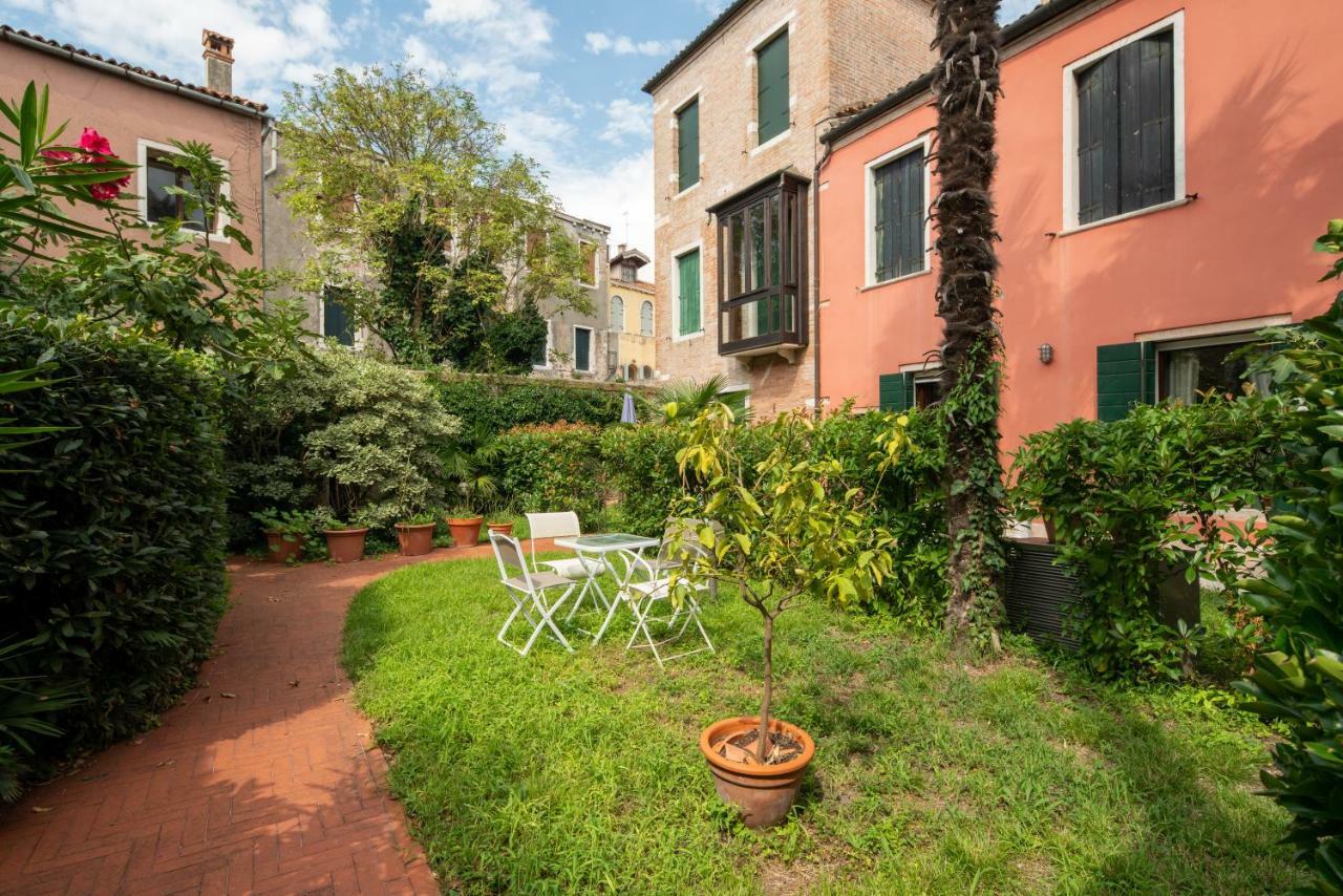 Apartment Garden