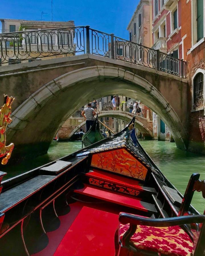 Biennale Ca Dario Veneza
