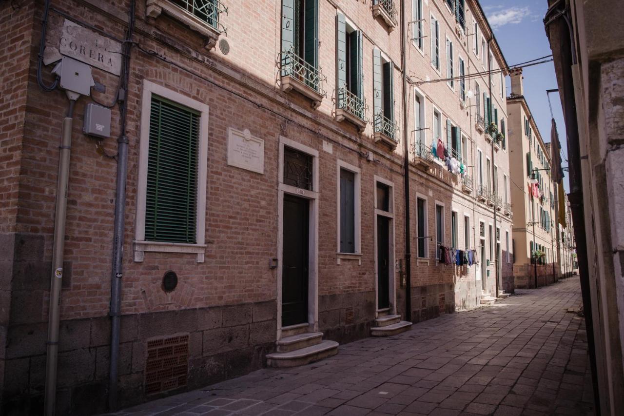 Apartment Biennale Bianco & Rosso Venice