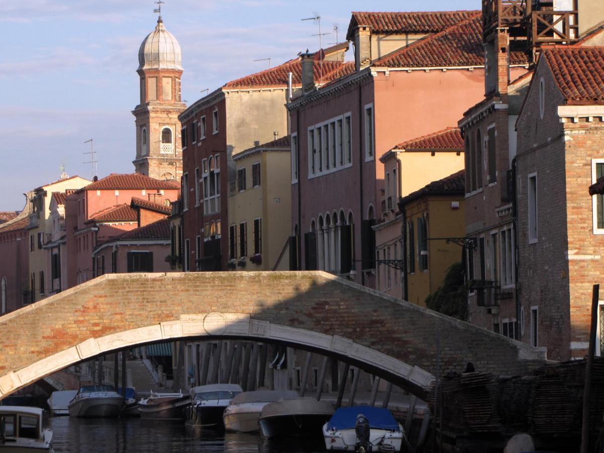 Ca' San Trovaso - 6 Bed & Breakfast 2*