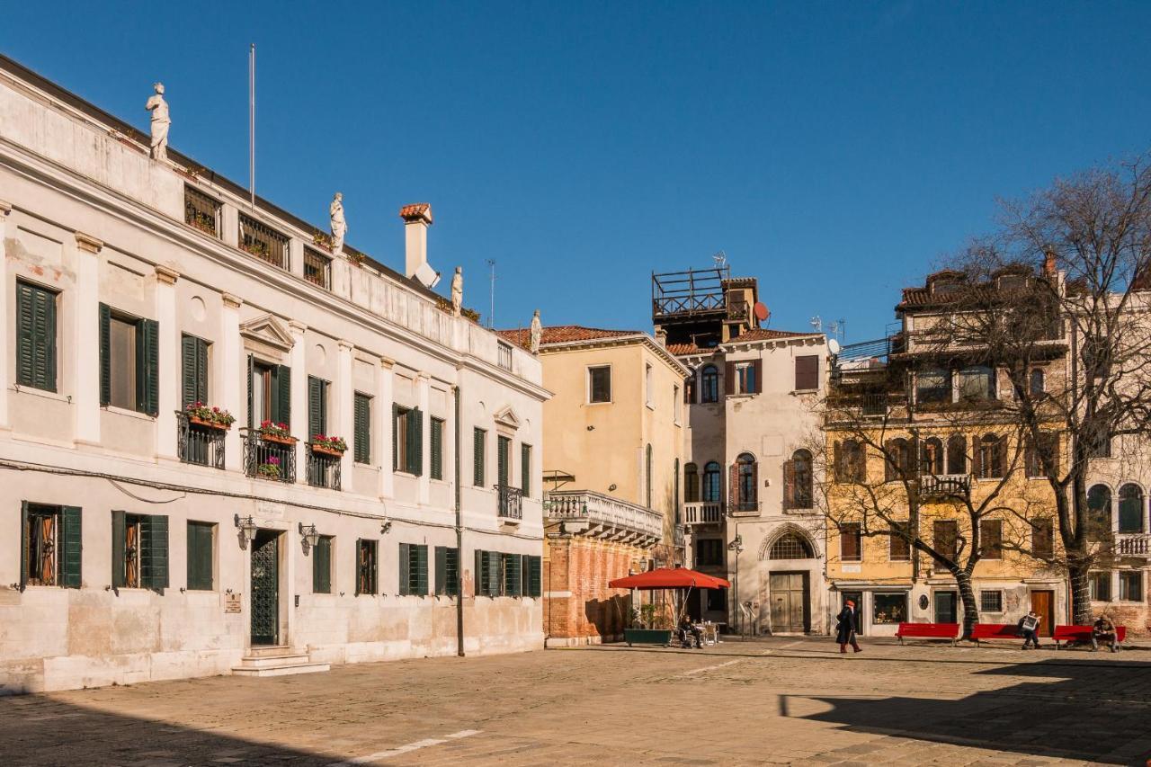 Apartment San Polo 2140 In The Heart Of