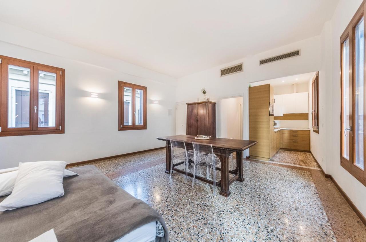 Ca' D'Oro Suite * Venice