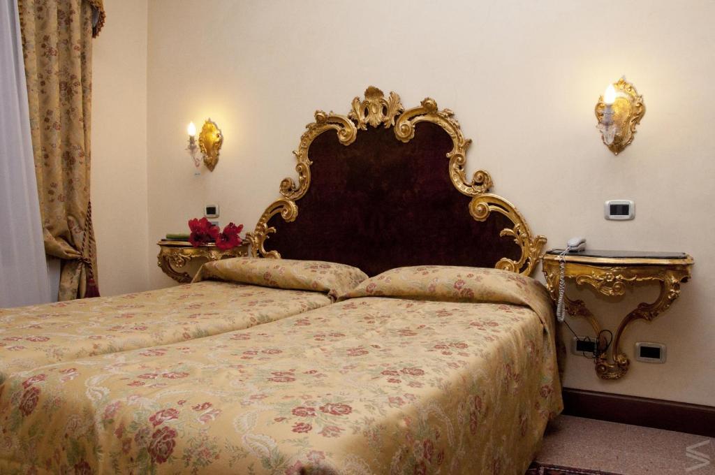 Hotel Residenza D'epoca San Cassiano 4*