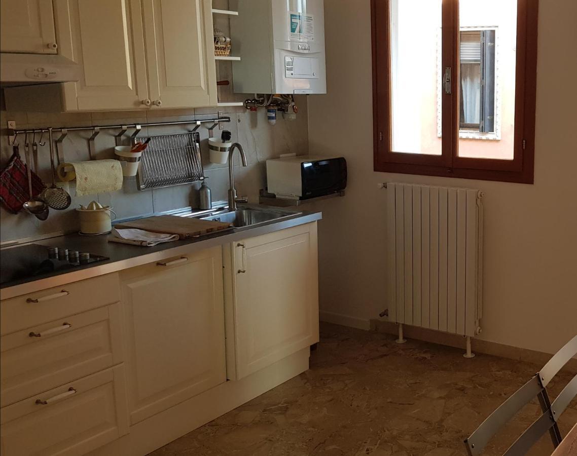 Calle San Giacomo Apartment