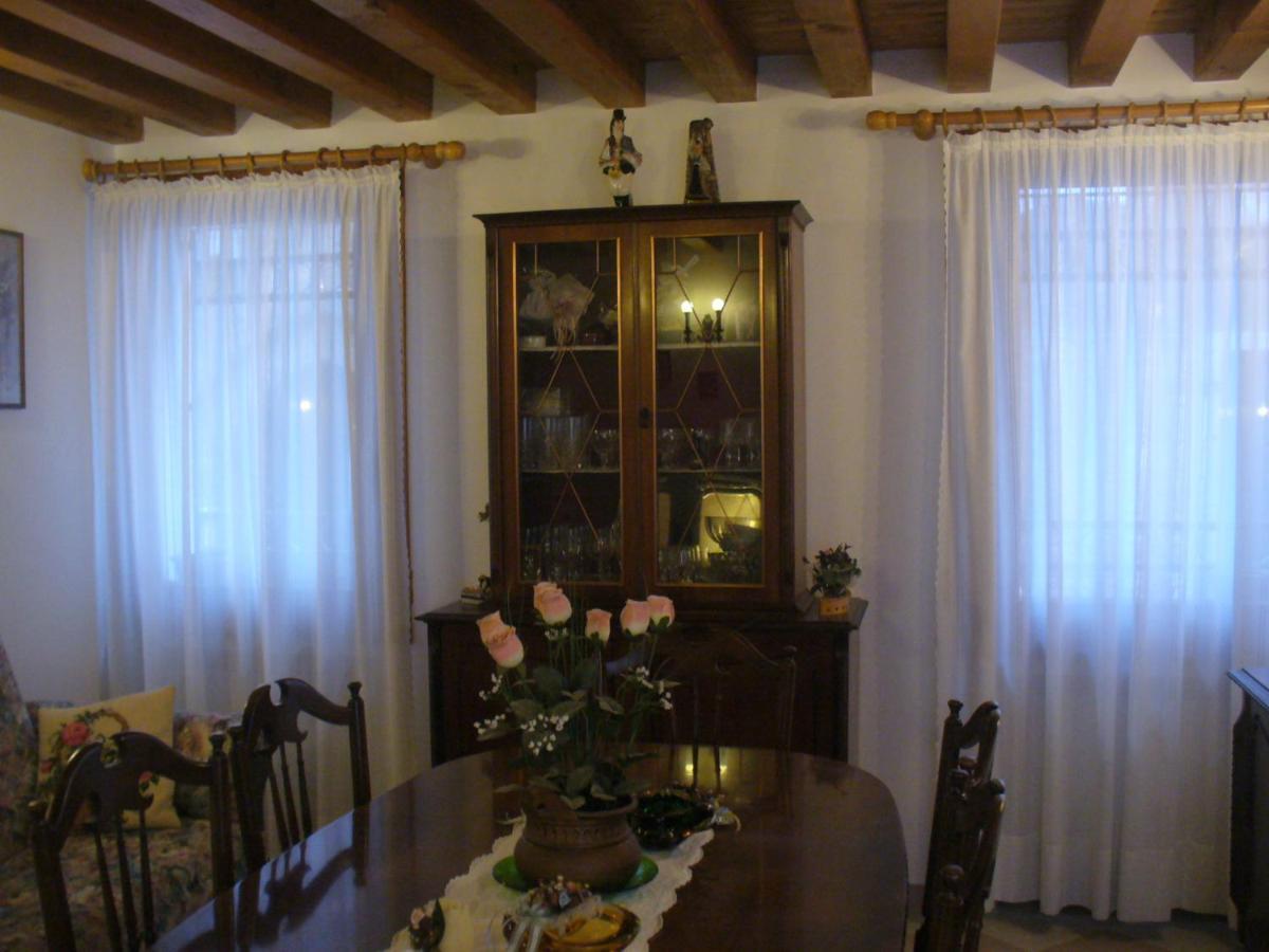 A Casa Tua Dietro Piazza San Marco *