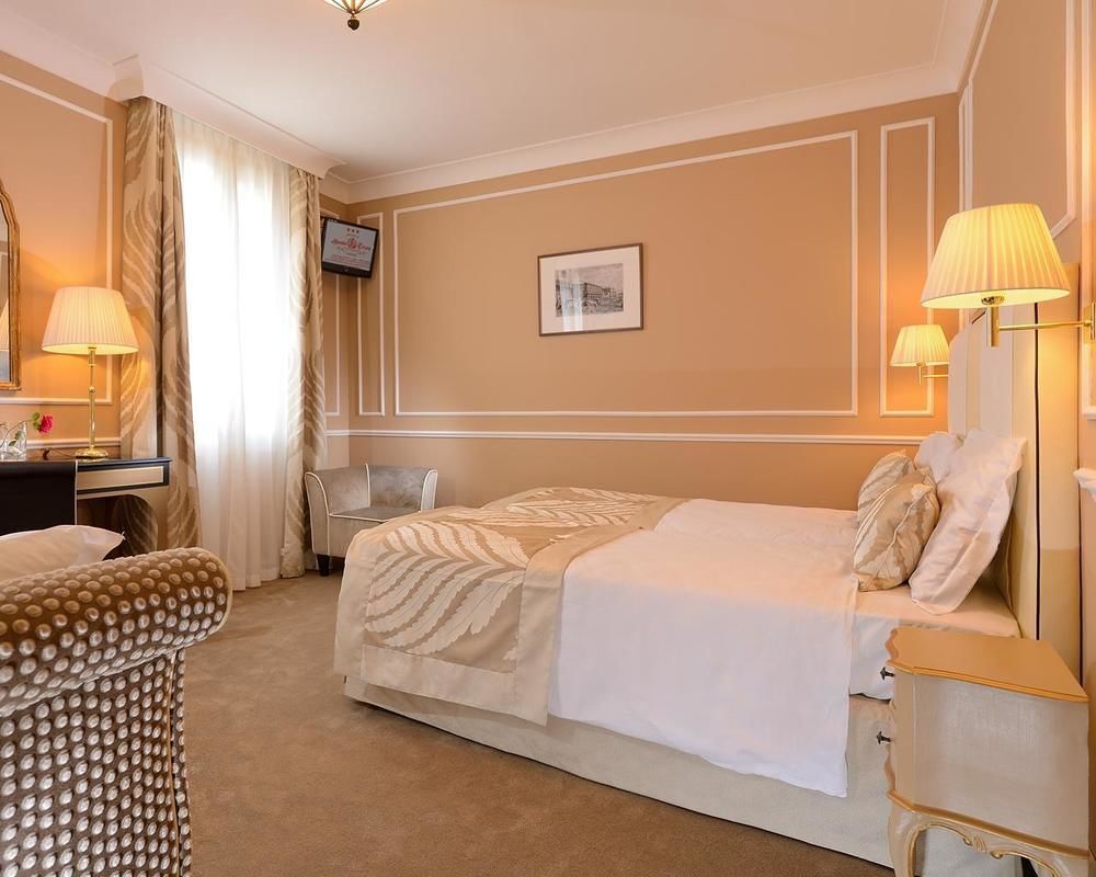 Nuovo Teson Hotel 3*