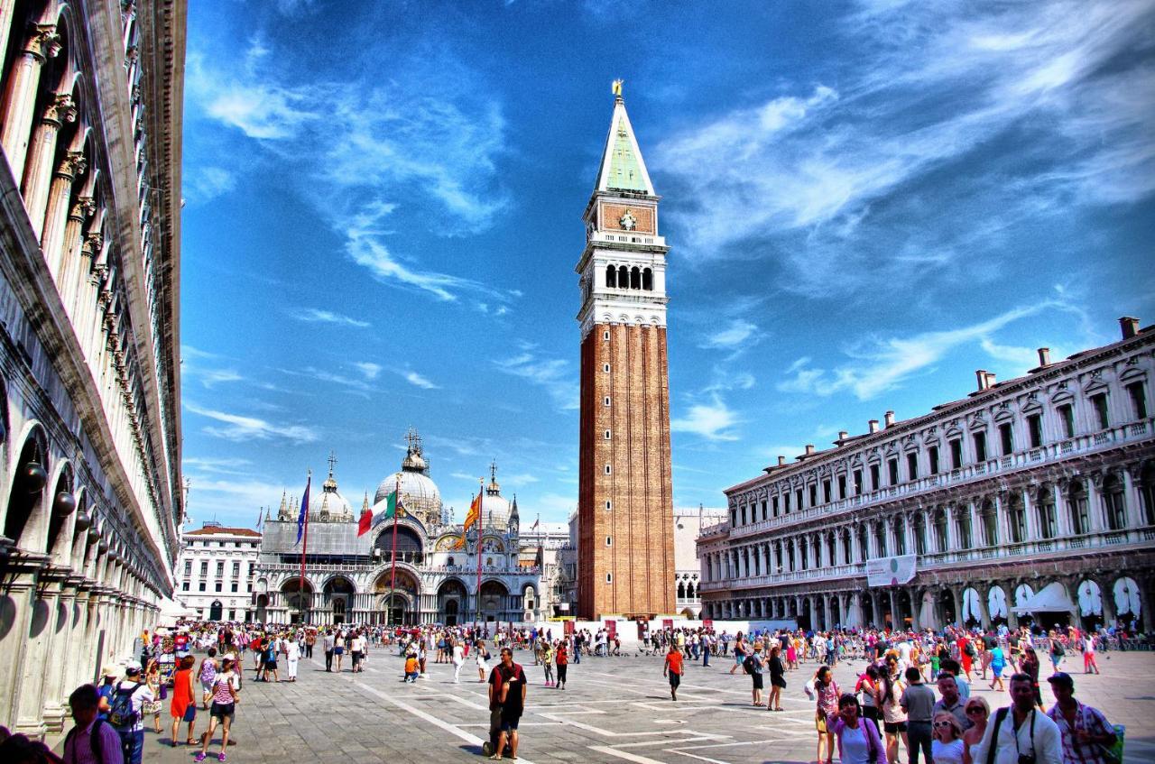A Casa Tua Dietro Piazza San Marco Casa de férias *