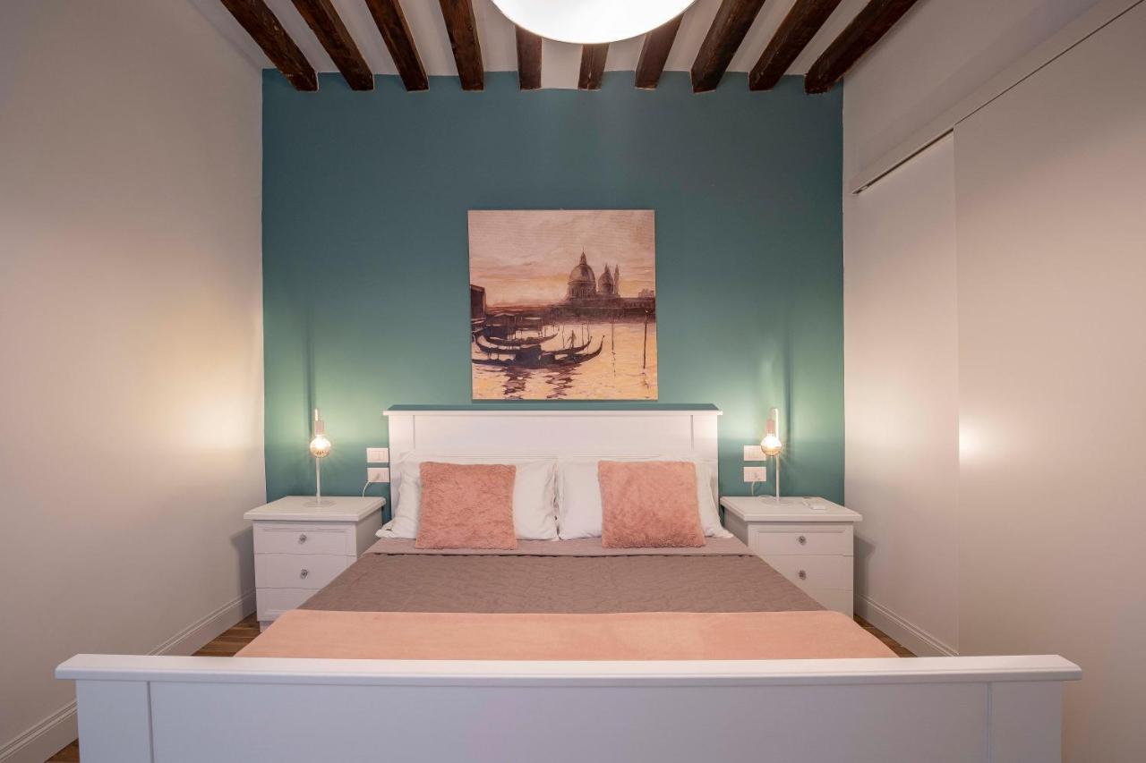 Dorsoduro 1241 By Wonderful Italy * Venice