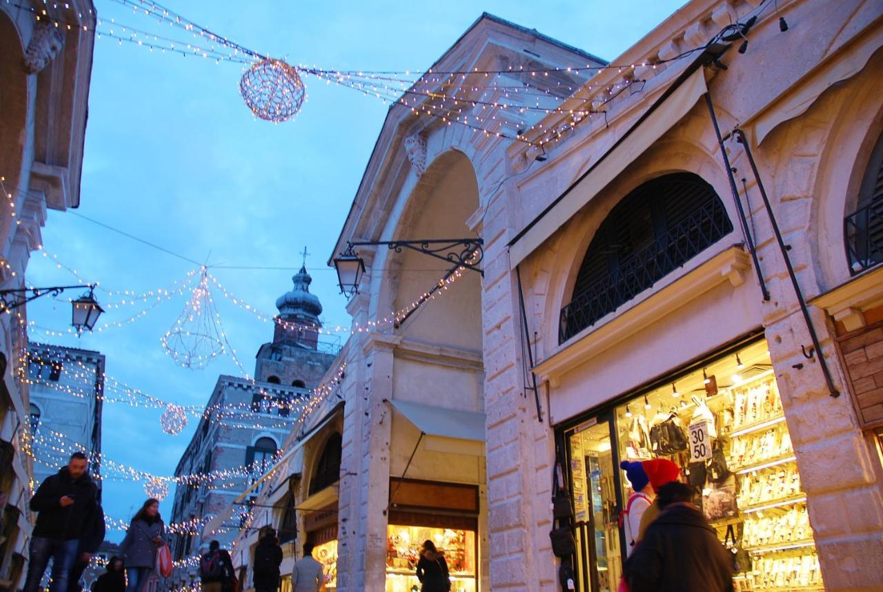 Casa Rosa * Venice