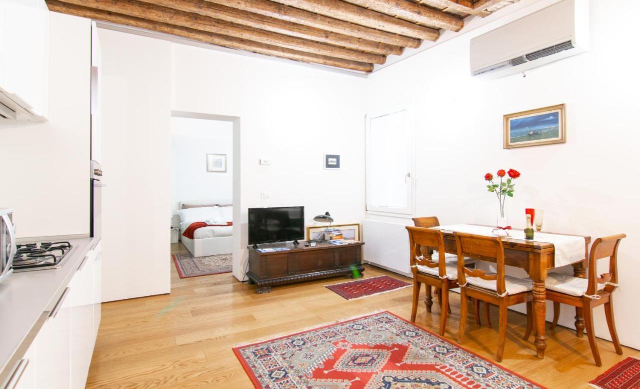 Apartment Romantic House Venice