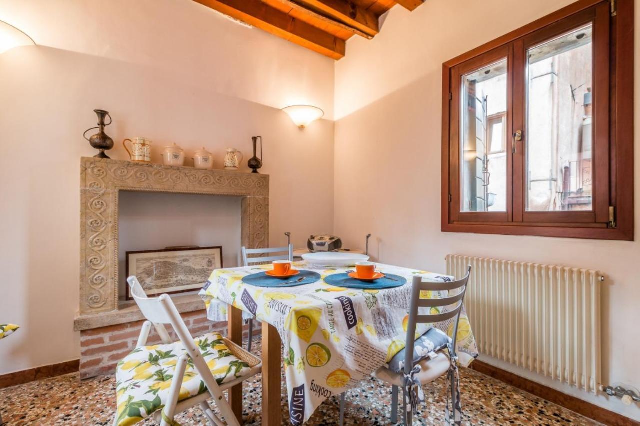 Lionhost Ruga Giuffa 4834 Apartment *