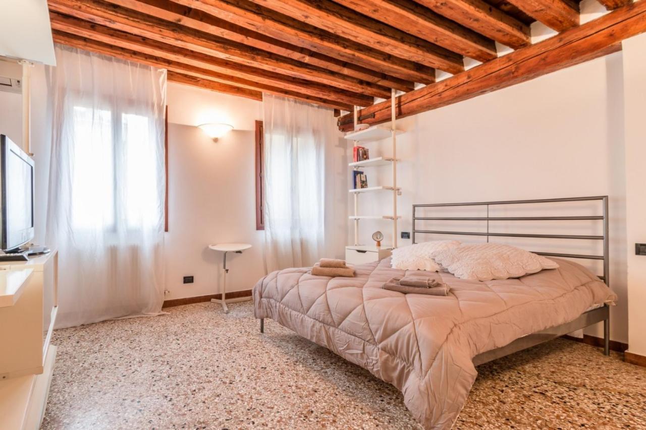 Apartment Lionhost Ruga Giuffa 4834