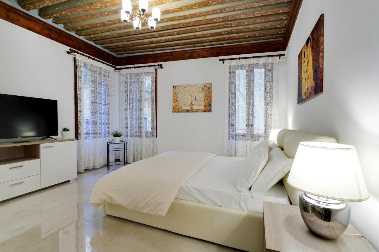 Ca' Rialto Apartment Venice