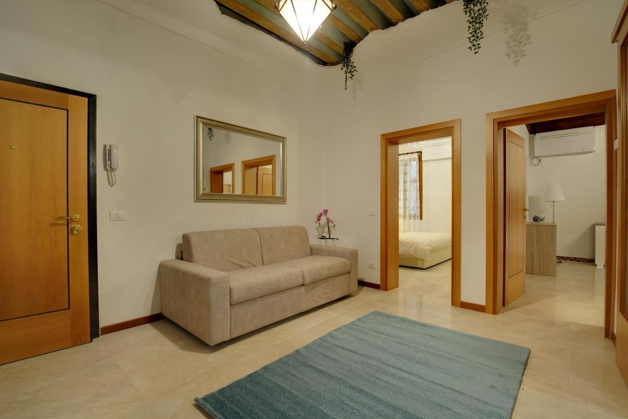 Ca' Rialto Apartment