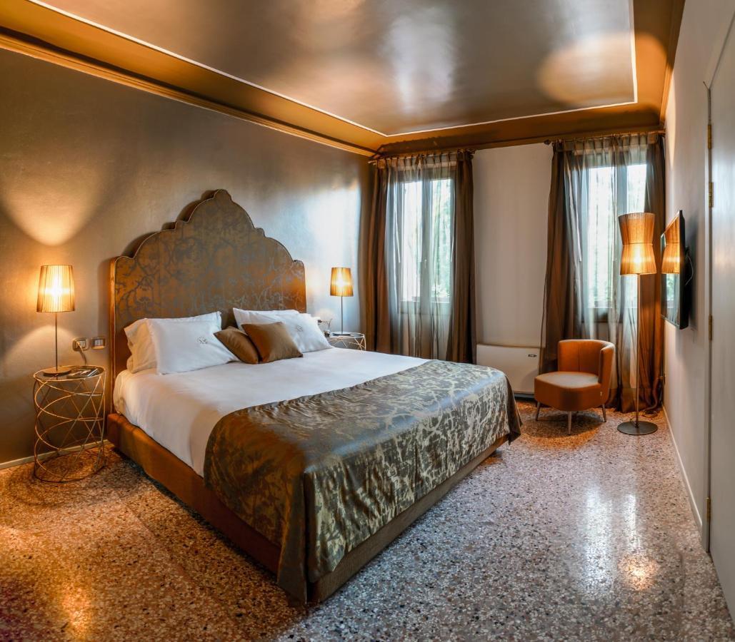Excess Boutique & Private - Adults Only