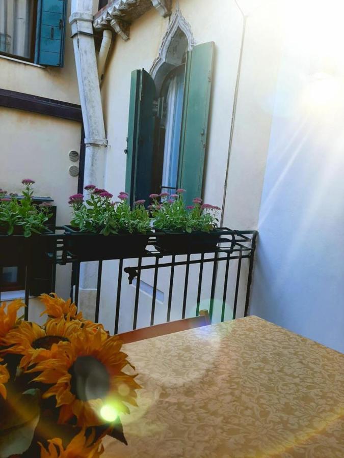 Ca' Dore Apartment