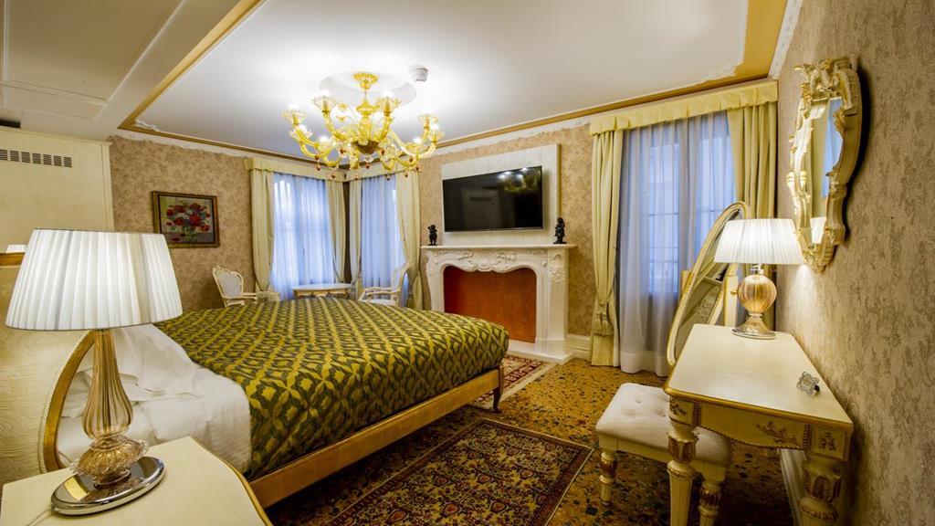 Ego' Boutique - The Silk Road 4*