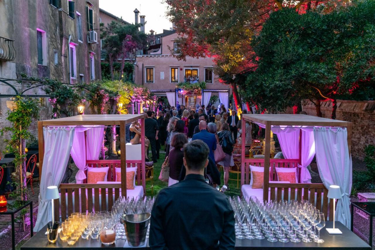 Excess Boutique & Private - Adults Only