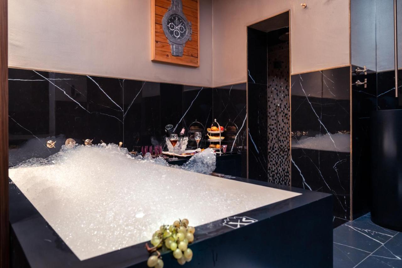 Excess Boutique & Private - Adults Only