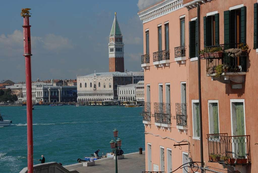 Ca' Formenta Hotel 3*