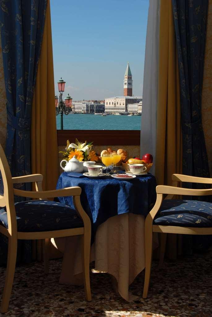 Ca' Formenta 3* Venice