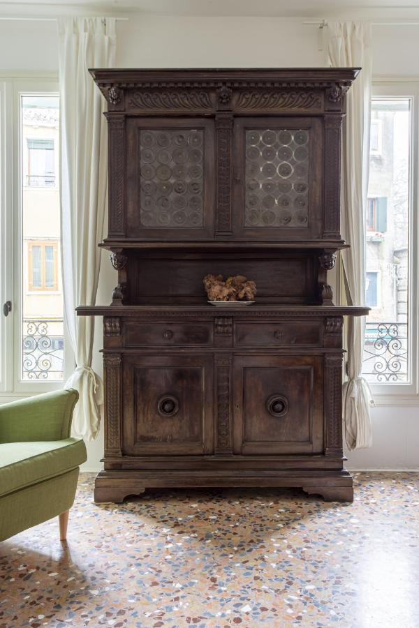 Garibaldi Biennale Apartment