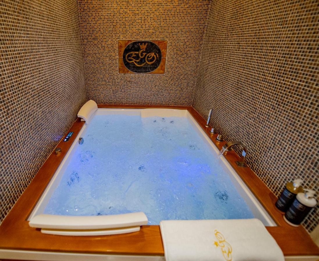 Ego' Boutique - The Silk Road Venice
