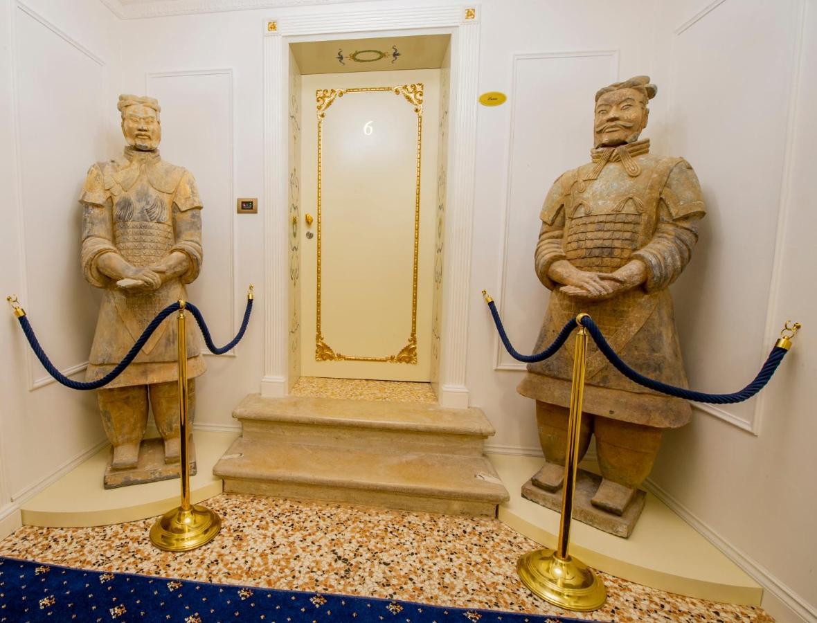 Ego' Boutique - The Silk Road 4* Venice