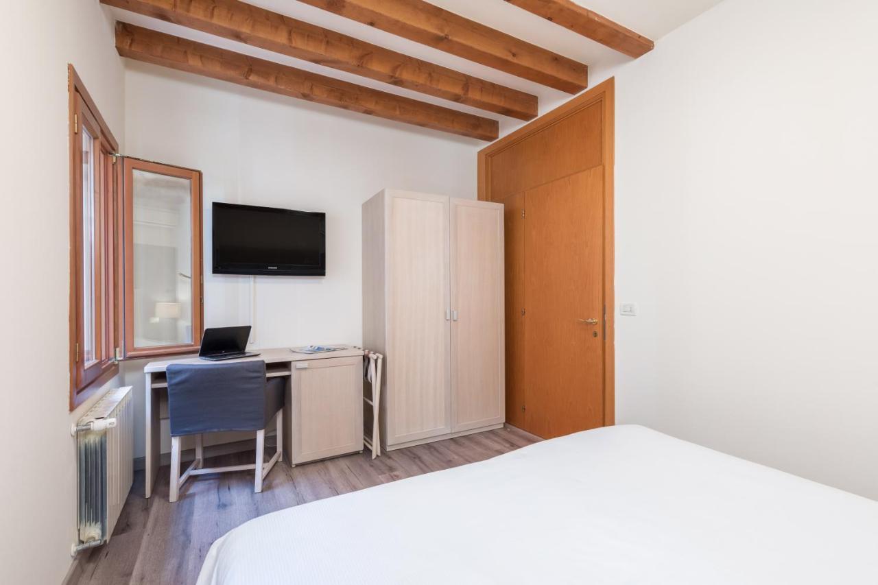 Casanova Ai Tolentini Venice