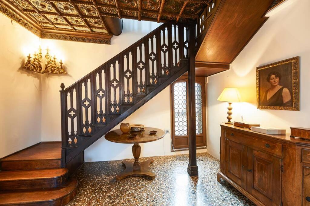 Apartment Ca' Fenice, Charming In San Marco, Sleep 7 *