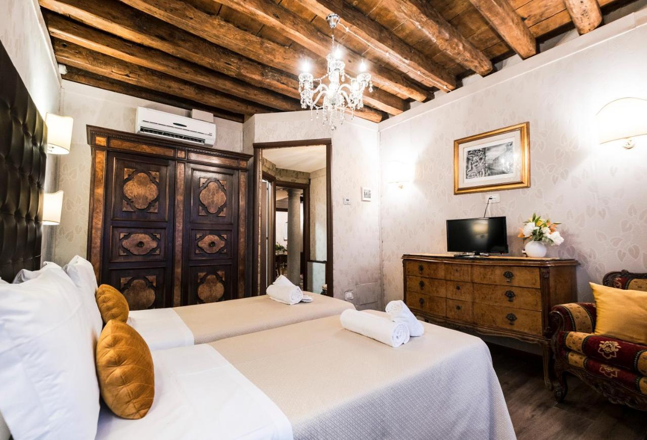 Ca' Lavezzera Guest house Venice