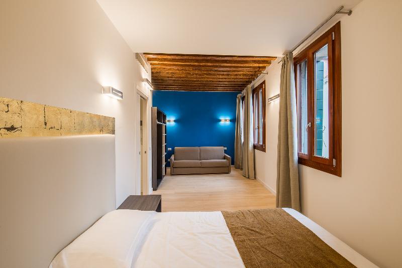 Aparthotel Charming Palace Corte Del Teatro Venice