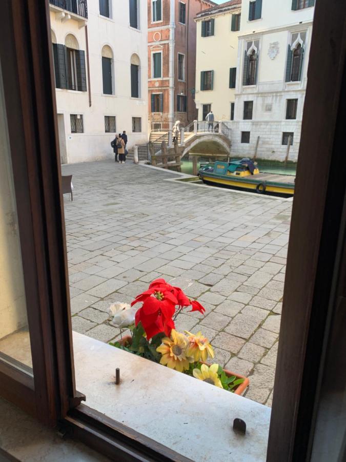 Lovers Apartment *
