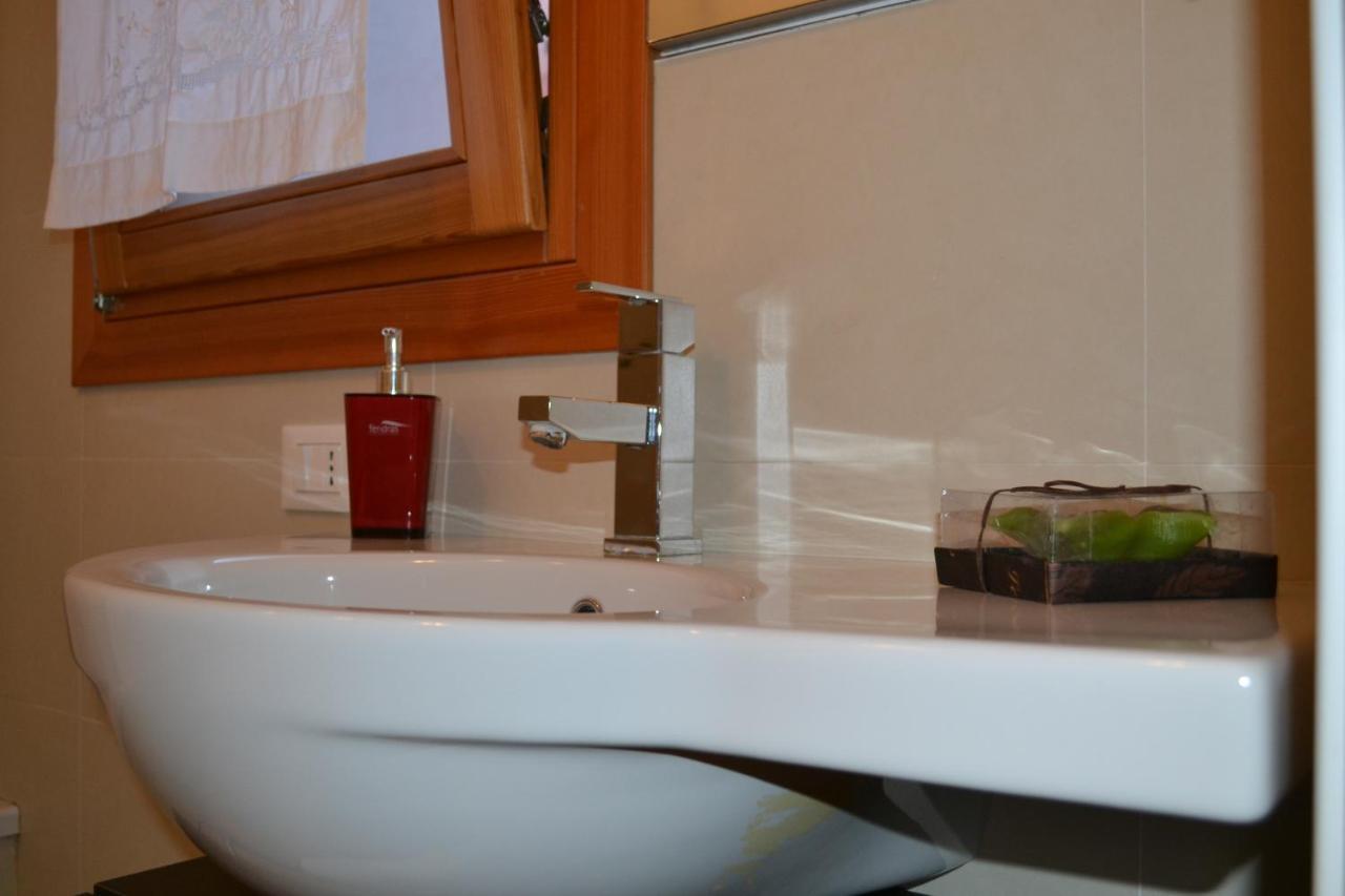 Antica Riva Apartment *