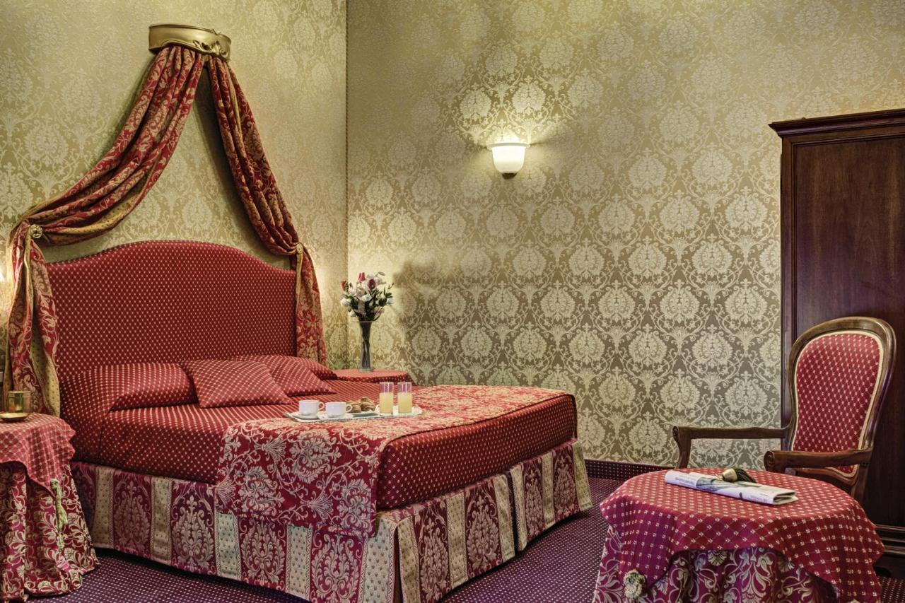 Hotel Pausania 3*
