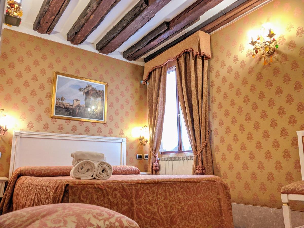 Ca' San Vio 3* Veneza