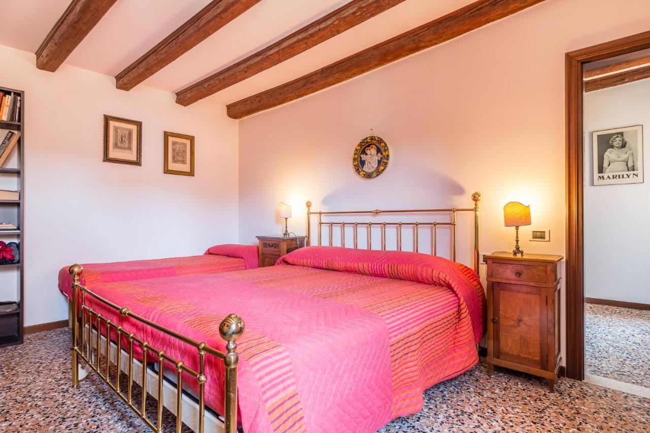Vivaldi Apartment *