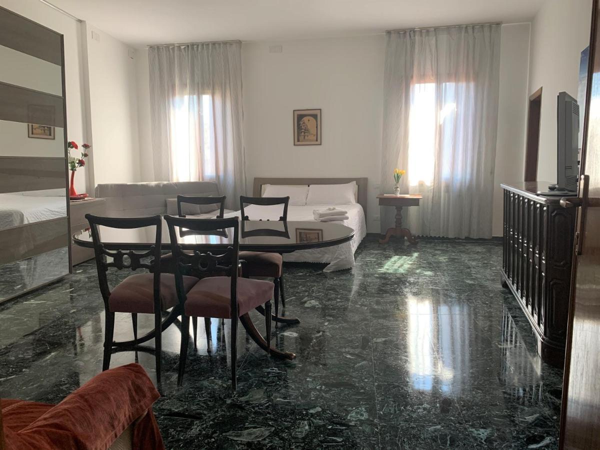 Martina's Guest house