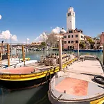 Sea To Sky Apartments By Wonderful Italy