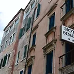 Hotel Spagna