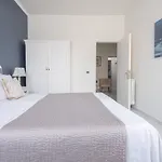 Ca Del Mar Venice Luxury Apartments