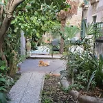 Residenza Oleandro Rosa