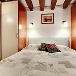 Leo Apartment Loc-03081
