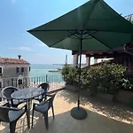 Ca\' Delfina Holiday Home