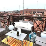 Your Terrace In Venice
