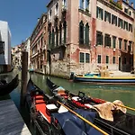 San Marco Canal View By Bricola Apartments