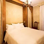 Hotel Flora