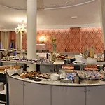 Al Theatro Palace